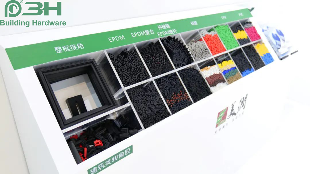 3h-фурнитура-резиновое уплотнение всей рамы 1