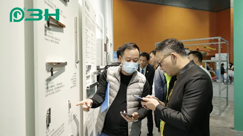 Выставка оконного оборудования 10